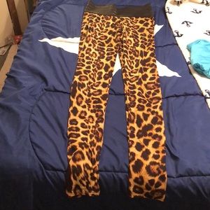 Cheetah leggings
